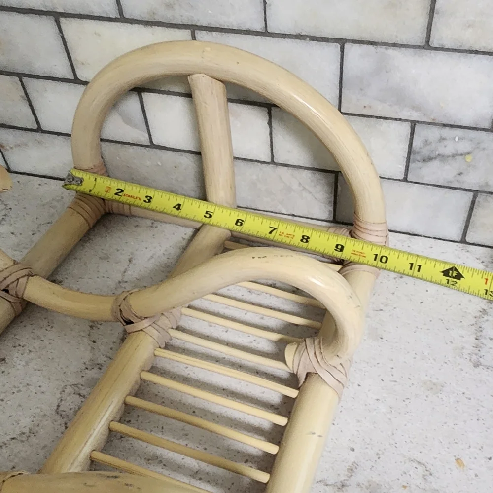 Vtg. mid century modern bent wood bamboo rattan hat rack wall hanging coat rack